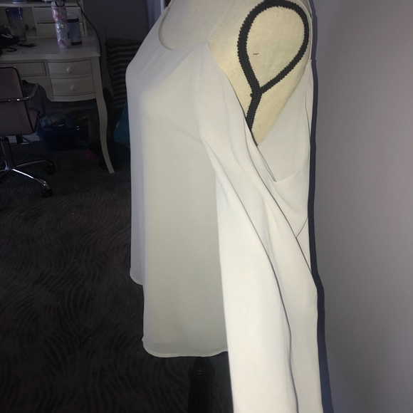 Top - Picture 2 of 4